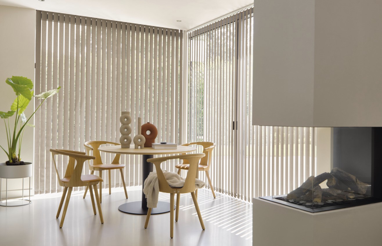 clean vertical blinds v2