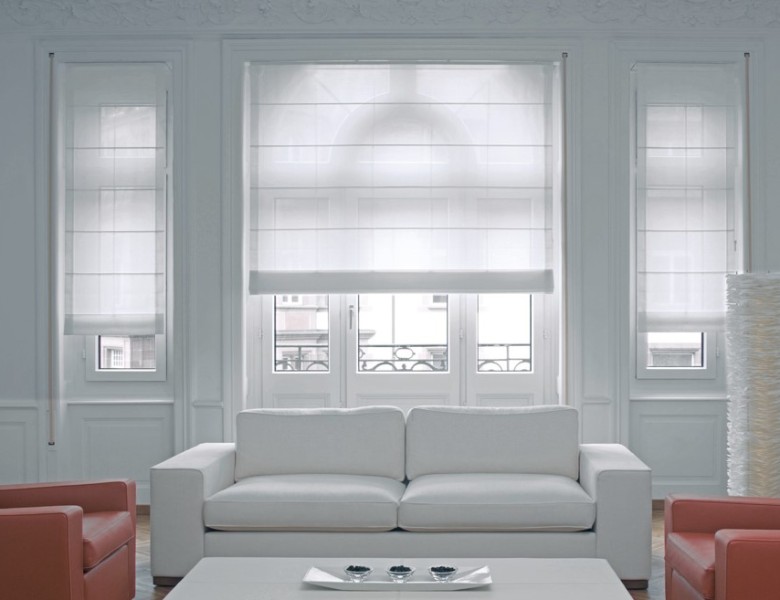 how to clean Roman blinds